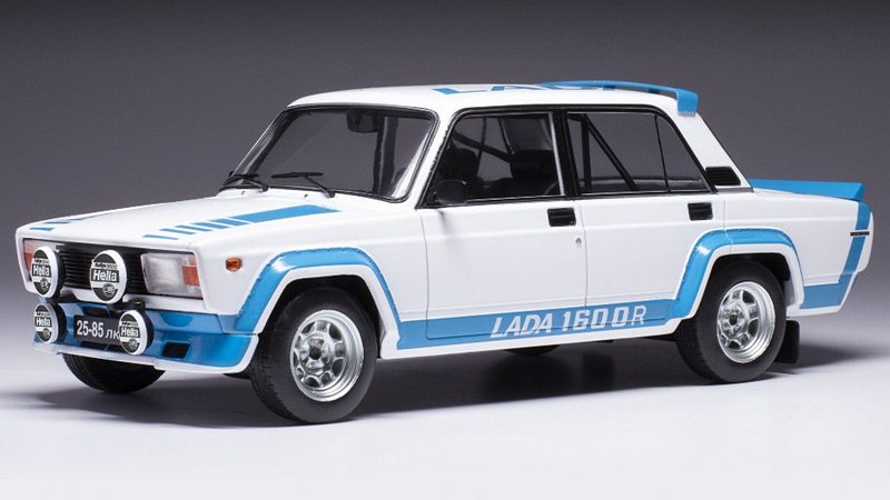 Lada 2105 VFTS 1983 (White/Blue) by ixo-models