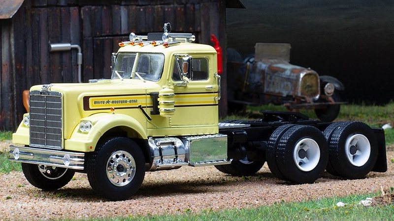 White Western Star 4864 Truck 1970 (Yellow) by ixo-models