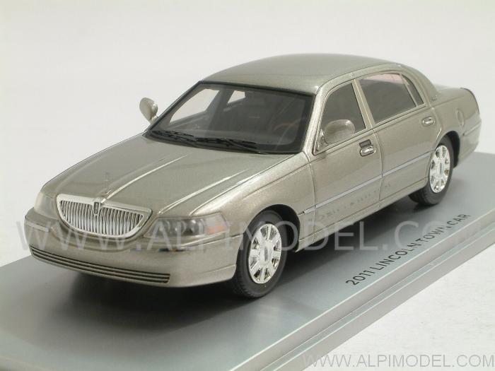 Lincoln Town Car 2011 (Silver Birch Metallic) by luxury
