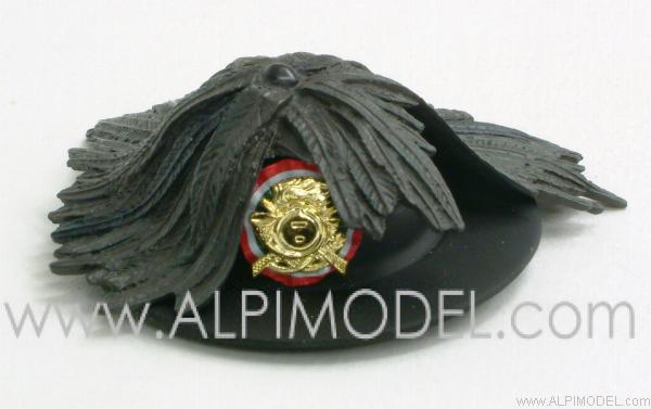 Cappello Bersaglieri (scala 1/8 - diametro 4cm) (Ediz. Speciale per il mercato italiano) by minichamps