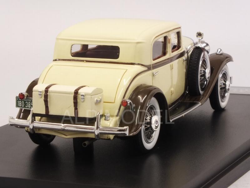 Stutz DV32 Monte Carlo Sedan by Weymann 1933 (Beige/Brown) - neo