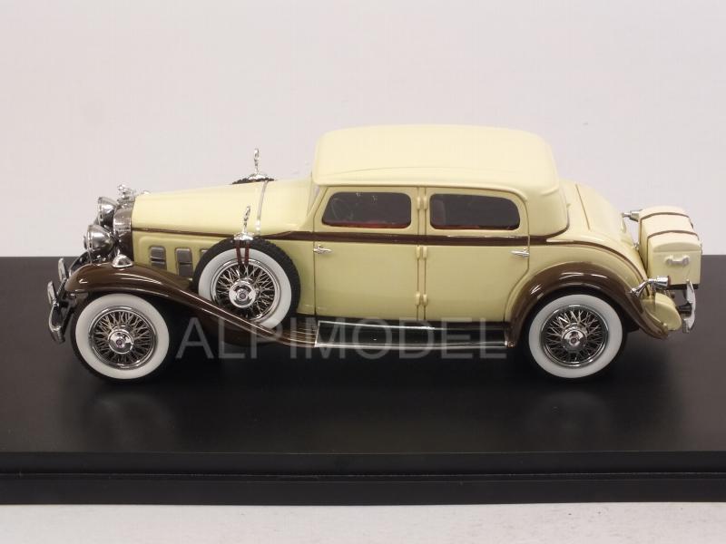 Stutz DV32 Monte Carlo Sedan by Weymann 1933 (Beige/Brown) - neo