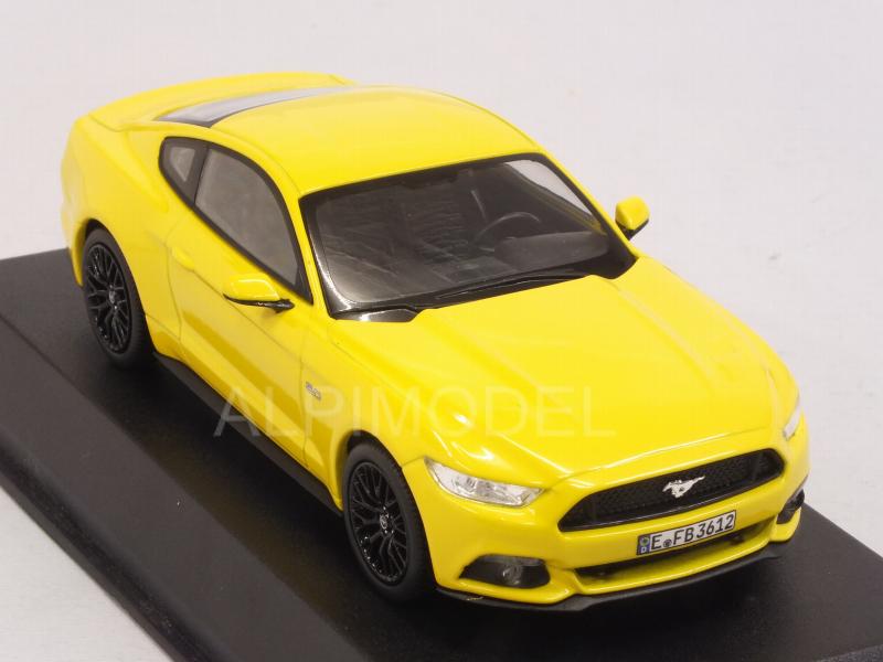 Ford Mustang Fastback 2015 (Yellow) - norev