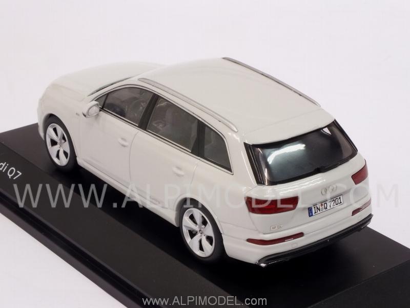 Audi Q7 2015  (Glacier White) (Audi Promo) - spark-model