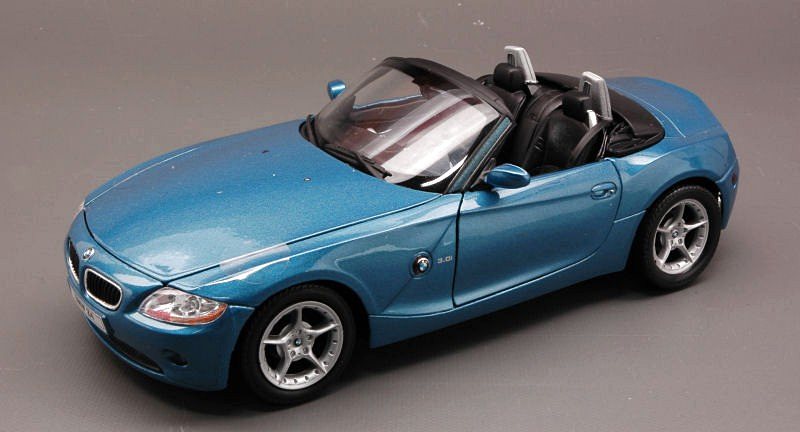 BMW Z4 2002 (Blue) by welly