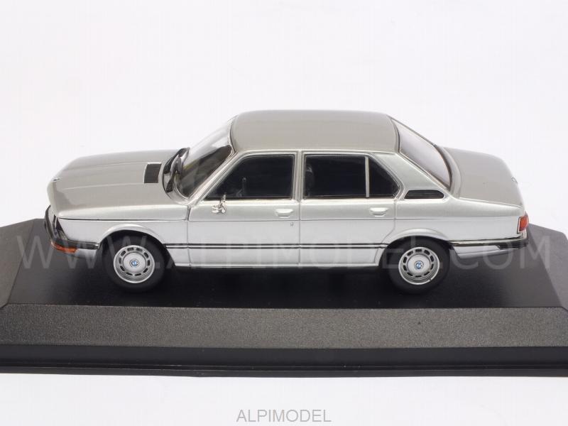 BMW 520 1974 (Silver) Maxichamps Edition by minichamps