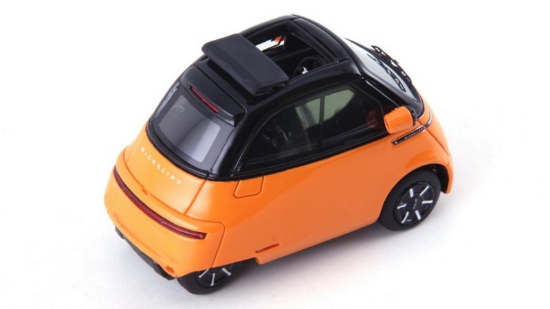 Microlino (open roof) 2024 (OrangeBlack) by avenue43