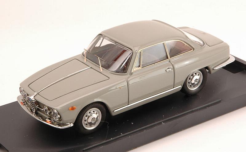 Alfa Romeo 2000 Sprint 1960 (Silver) by bang