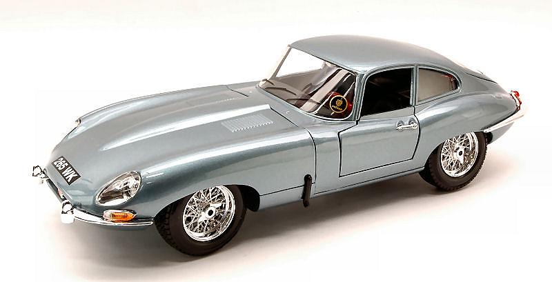 Jaguar E-Type Coupe 1961 (Silverblue) by burago