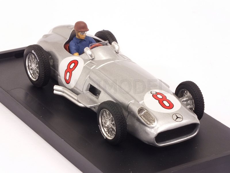 Mercedes W196 #8 Winner GP Netherlands 1955 J.M.Fangio (with driver/con pilota) 'El Maestro' - brumm