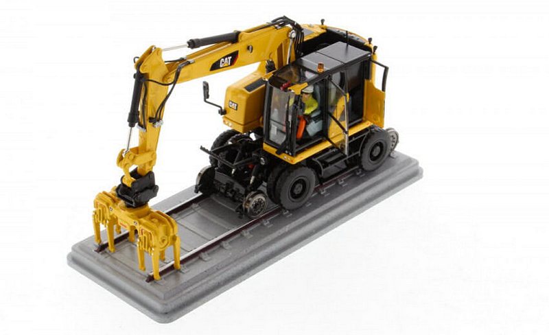CAT M323F Railroad Wheeled Excavator by diecast-master