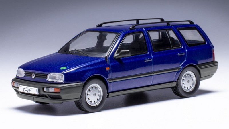 Volkswagen Golf III Variant Pink Floyd 1994 (Met.Blue) by ixo-models