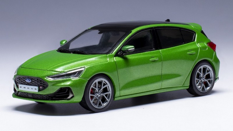 Ford Focus ST 2022 (Metallic Green) by ixo-models