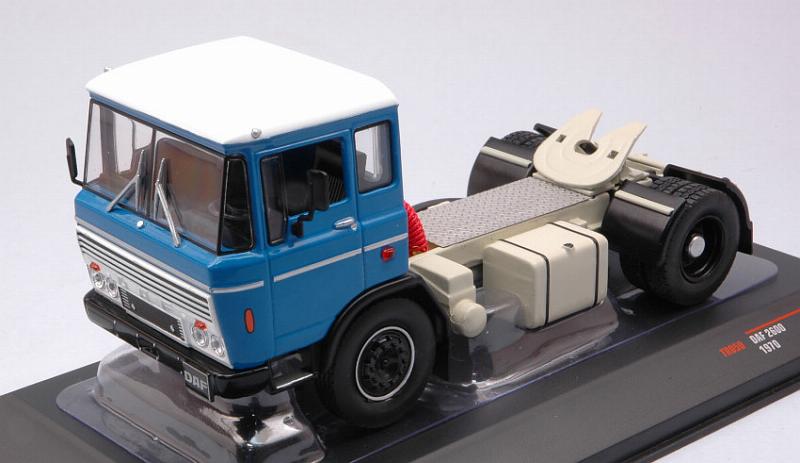 DAF 2600 Truck 1970 (Blue) by ixo-models