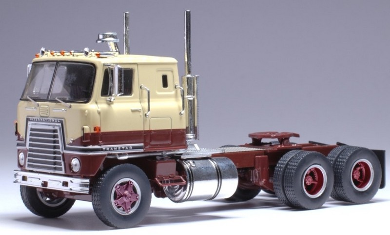 International Transtar Coe Truck 1965 (Beige/Brown) by ixo-models