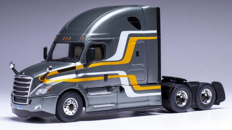 Freightliner Cascadia Truck 2018 (Grey Metallic) by ixo-models