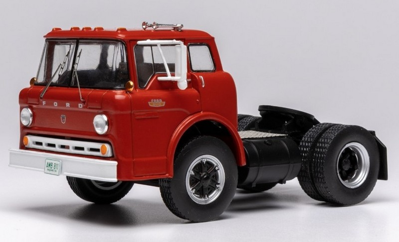 Ford C-Serie Truck 1967 (Red) by ixo-models
