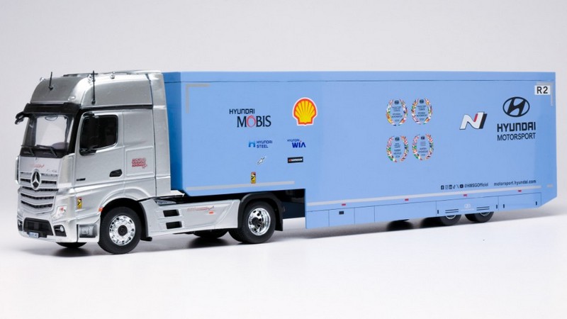 Mercedes Actros (MP4) 2024 Hyundai Motorsport (with trailer) by ixo-models