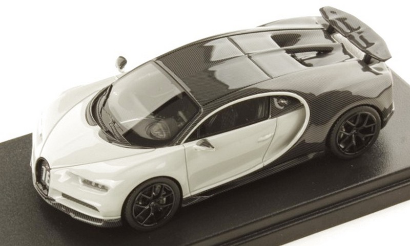 Bugatti Chiron (Sport Grey Carbon/Rafale Met.Silver) by looksmart