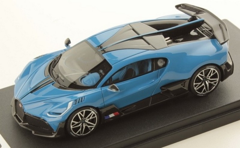 Bugatti Divo (Glossy French Racing Blue) by looksmart