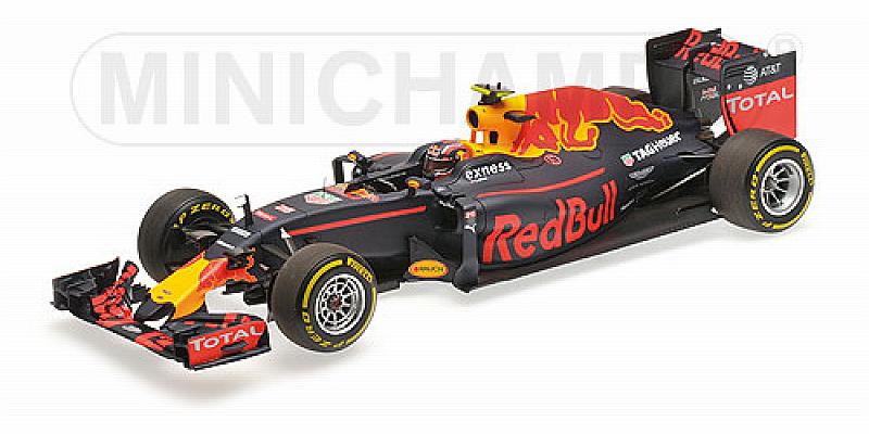 Red Bull RB12 2016r Daniil Kvyat (HQ resin) by minichamps