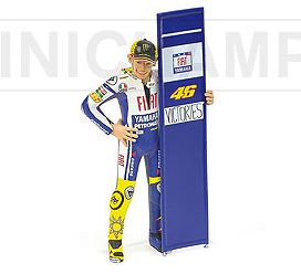 Valentino Rossi figure GP Sepang Motogp 2010 '46 Victories' by minichamps