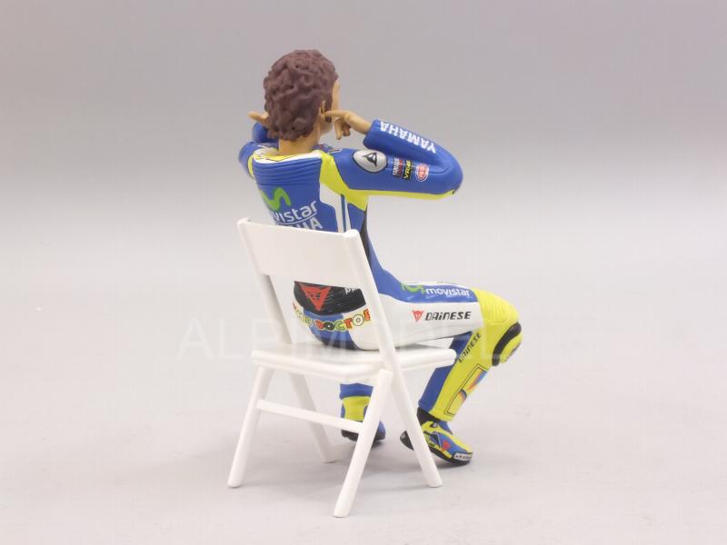 Valentino Rossi figure MotoGP 2014 'Checking the ear plugs' - minichamps