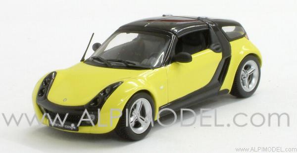 Smart Roadster coupe 2002 (Yellow/Black). by minichamps
