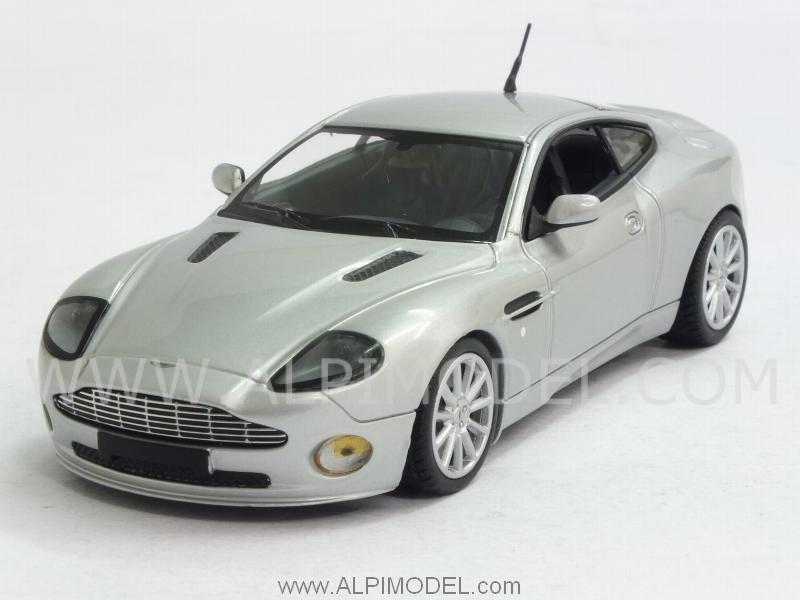 Aston Martin Vanquish S 2004 (Silver) by minichamps