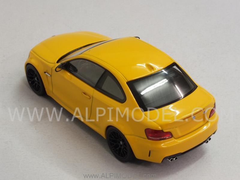 BMW Serie 1 M Coupe 2011 (Atacama Yellow) - minichamps
