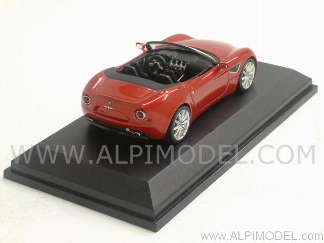 Alfa Romeo 8C Spider (Rosso Competizione)  (1/64 scale - 7cm) - minichamps