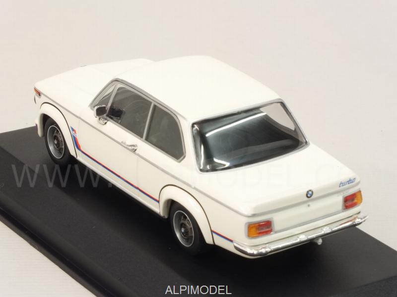 BMW 2002 Turbo 1973 (White)   'Maxichamps' Edition - minichamps