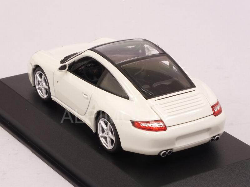 Porsche 911 Targa 2006 (White)  'Maxichamps' Edition - minichamps