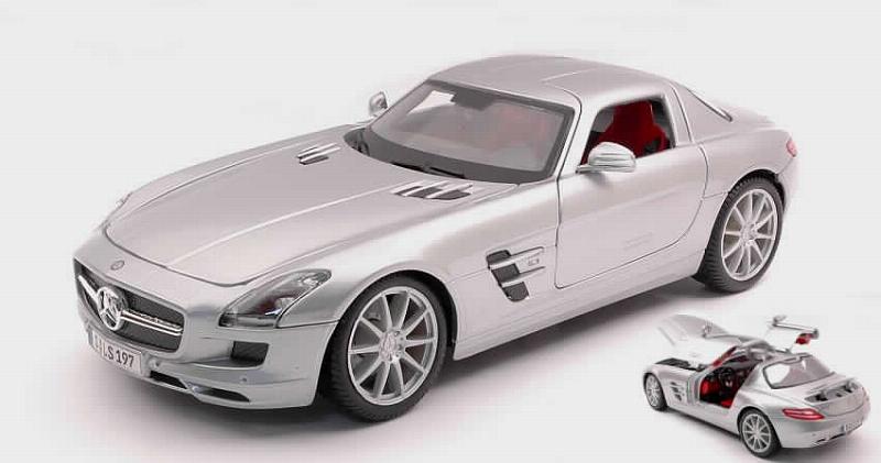 Mercedes SLS AMG (Silver) by maisto