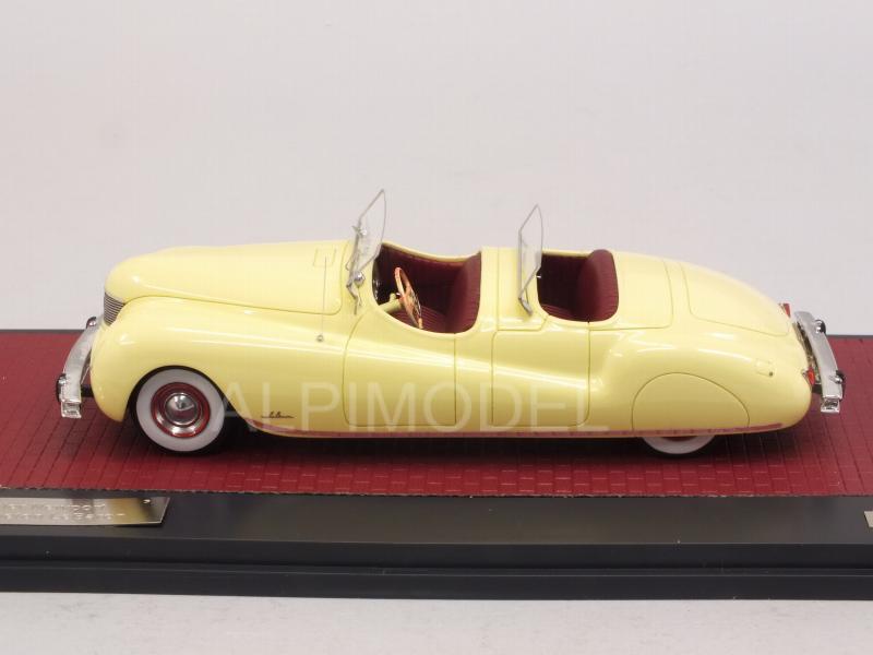 Chrysler Newport Dual Cowl Phaeton LeBaron 1941 (Light Yellow) - matrix-models