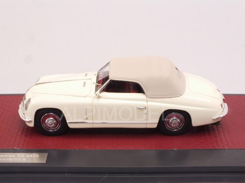 Alfa Romeo 6C 2500 Ghia Convertible closed 1947 (White) - matrix-models