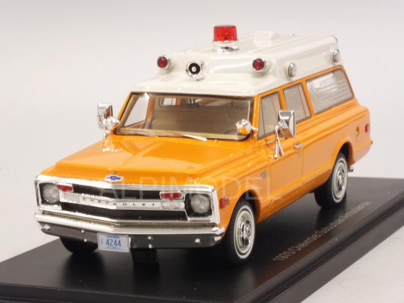 Chevrolet Suburban Ambulance 1970 (Orange/White) by neo