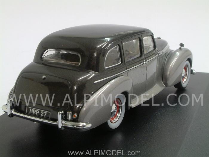 Humber Pullman Limousine (Pearl Shell Grey/Black) - oxford