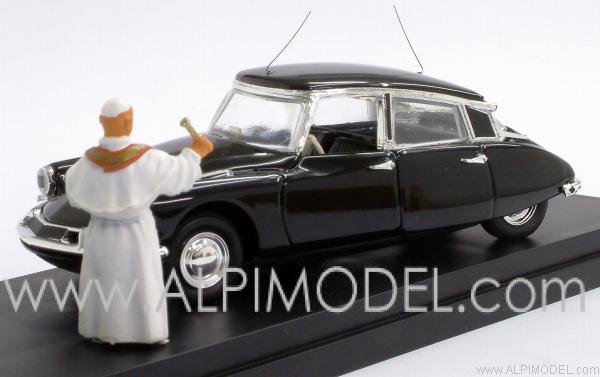 Citroen DS19 Prestige 1958 'Papa Giovanni XXIII' (with figure) - rio