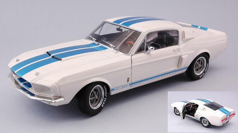 Ford Mustang GT500 1967 (White) by solido