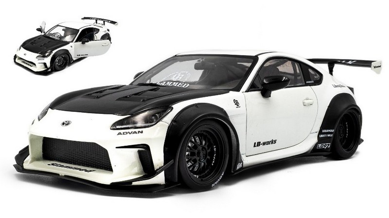Toyota GR86 LBWK Body Kit Coupe 2024 (Pearl White) by solido