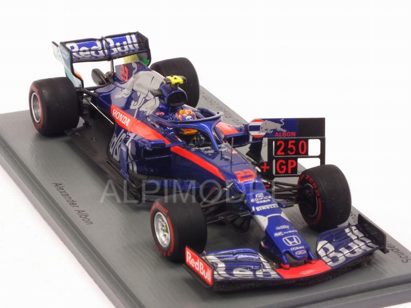 Toro Rosso #23 250th GP China 2019 Alexander Albon (with pit board) - spark-model