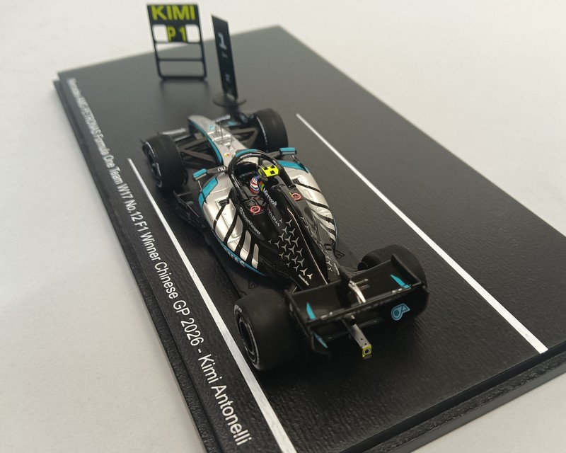 Mercedes W17 AMG #12 Winner GP China 2026 Kimi Antonelli (with pit boards) Special Edition - spark-model
