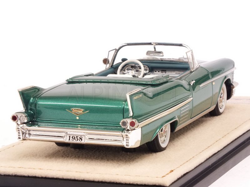 Cadillac Series 62 Convertible 1958 (Laurentian Green Metallic) - stamp-models