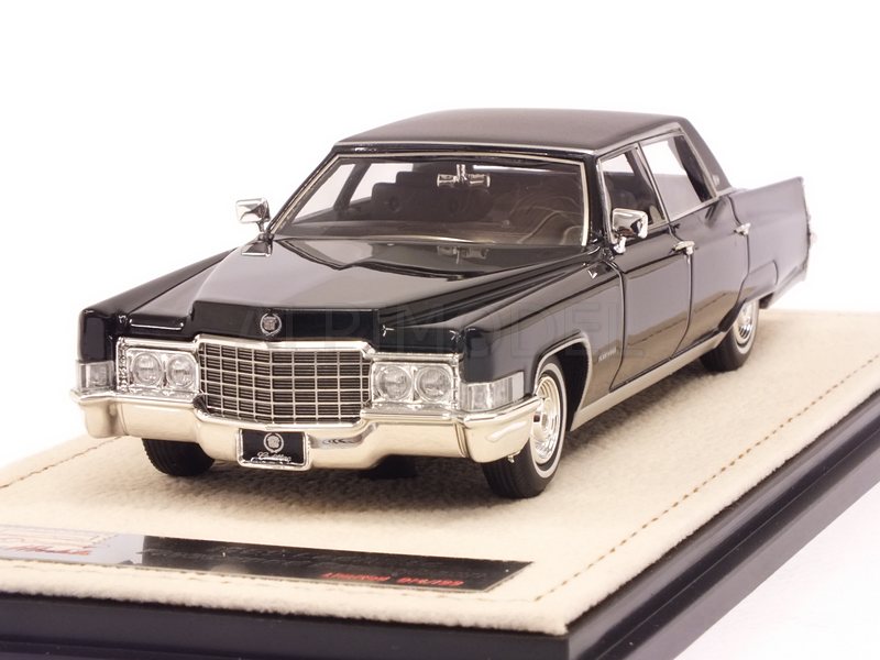 Cadillac Fleetwood Sixty Special Brougham 1969 (Black) by stamp-models