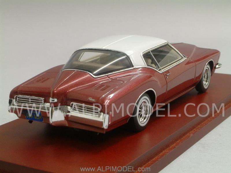 Buick Riviera 1971 (Vintage Red) - true-scale-miniatures