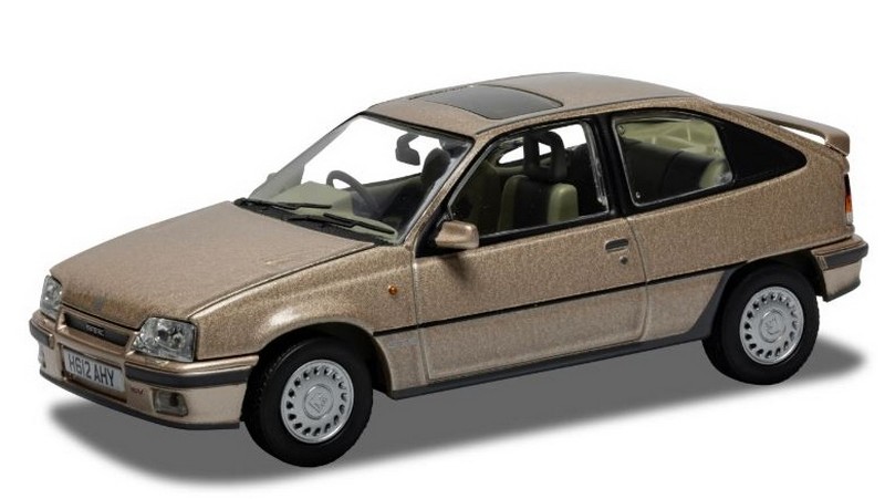 Vauxhall Astra Mk2 16V (Silver) by vanguards