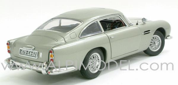 auto-art Aston Martin DB5 James Bond 007 - Mission Goldfinger