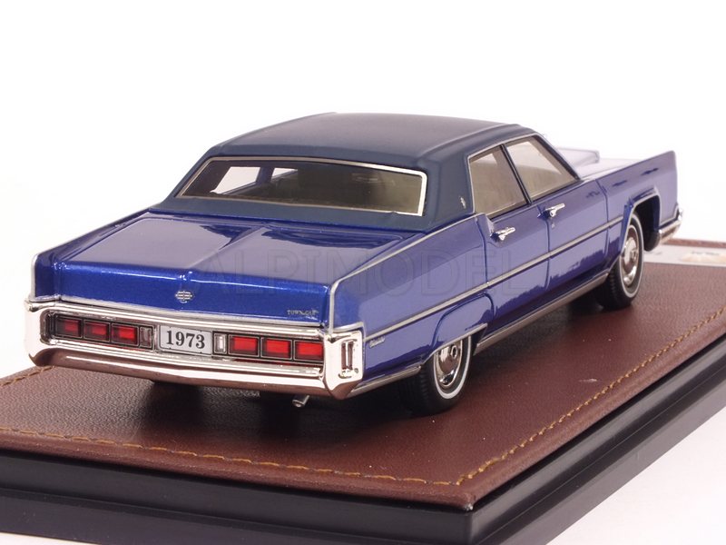 Lincoln Continental Town Car 1973 (Blue Metallic) by glm-models