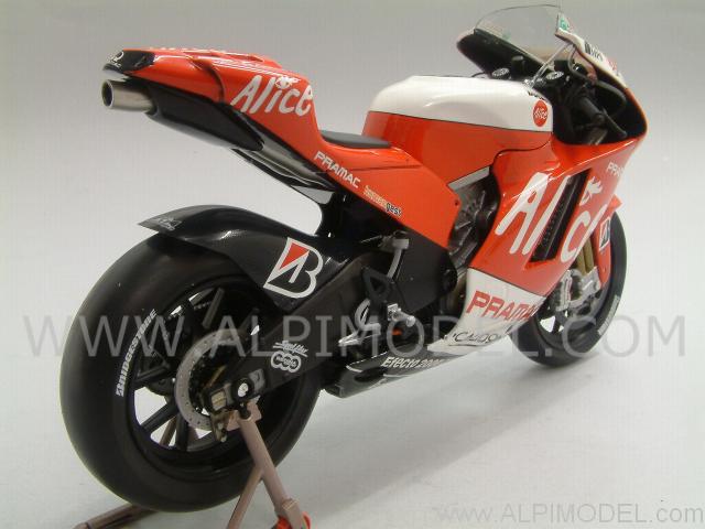 minichamps Ducati Desmosedici GP8 Team Alice MotoGP 2008 S 